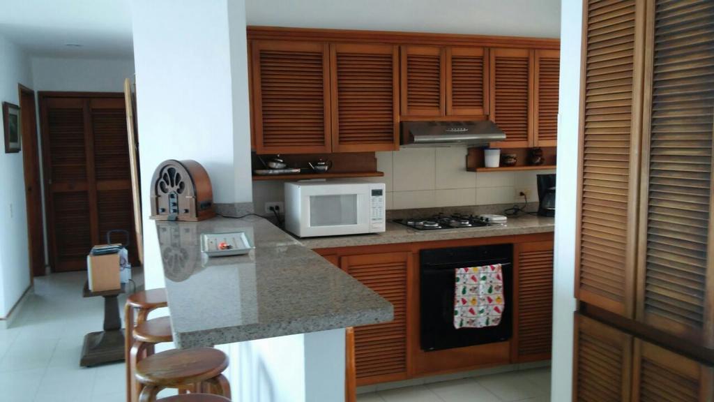 Apto En Cartagena Ed Puerto Azul Vista Al Marアパートメント エクステリア 写真